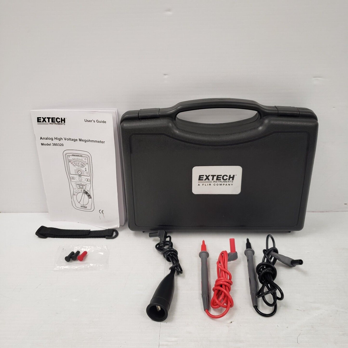 (54130-2) Mégohmmètre analogique haute tension Extech 380320