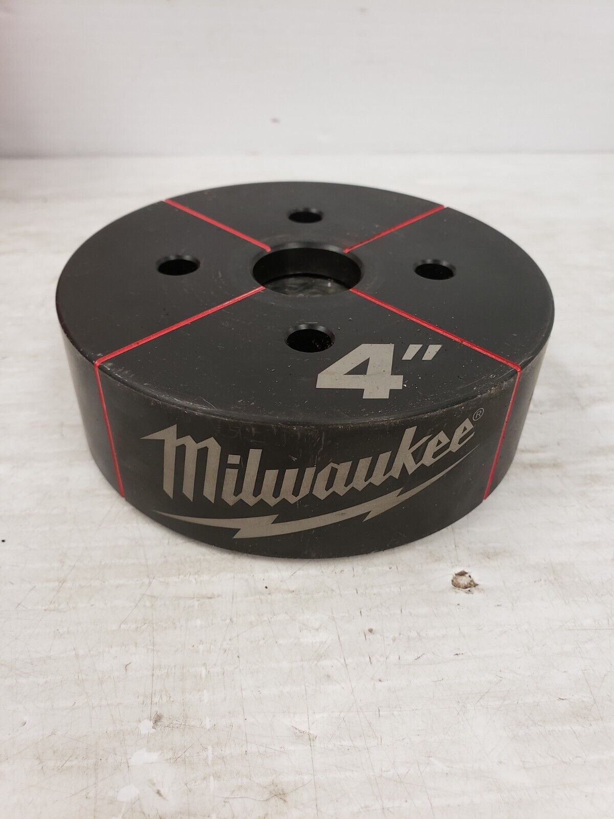 (I-32422) Milwaukee 46-16-2695 Knock Out Kit