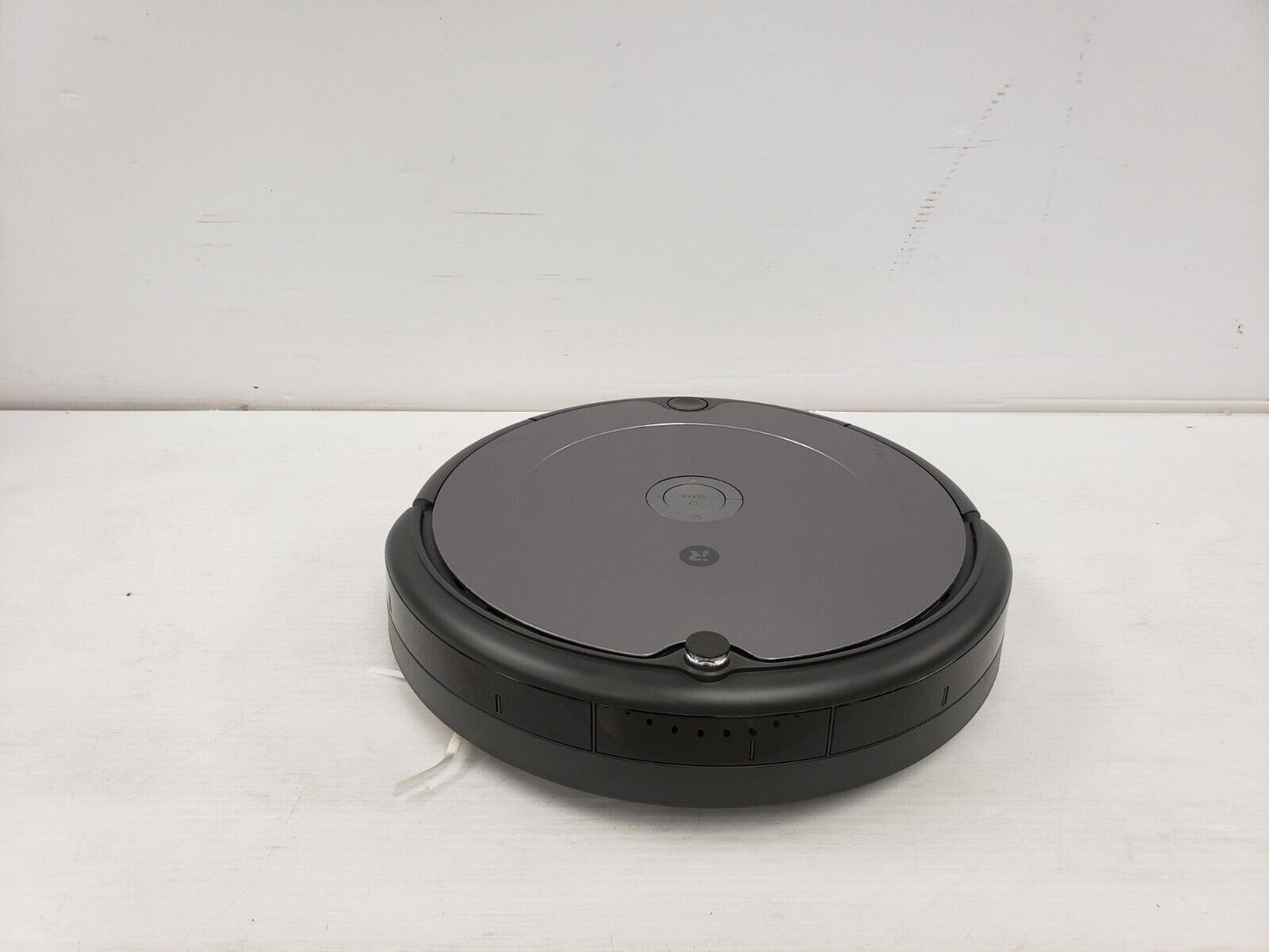 (43282-1) Aspirateur IRobot Roomba 676