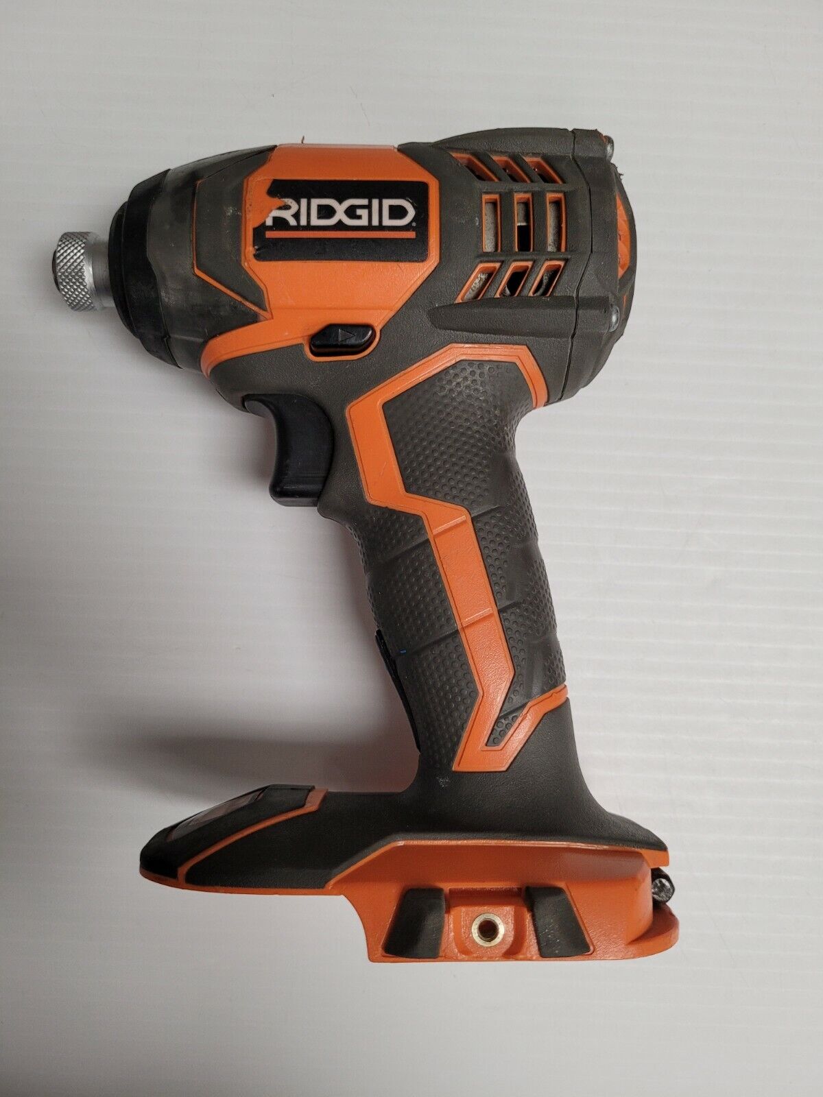 (N67454-2) Ridgid R86034 Impact w/Battery & Charger